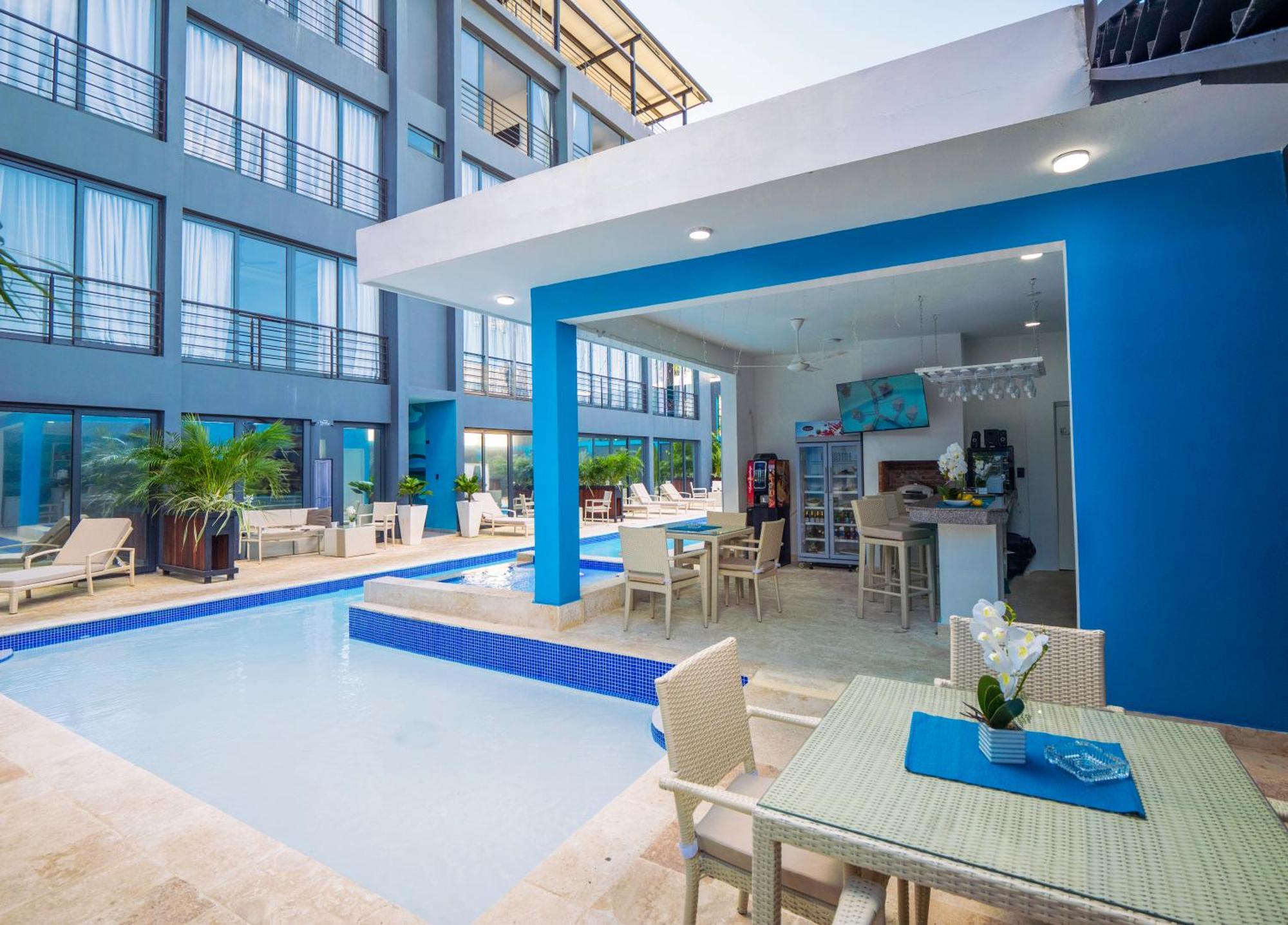Instyle Residences At Rizz Suites Sosúa Екстериор снимка