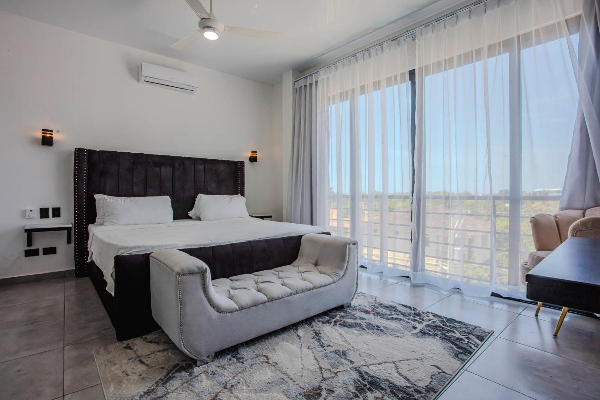 Instyle Residences At Rizz Suites Sosúa Екстериор снимка